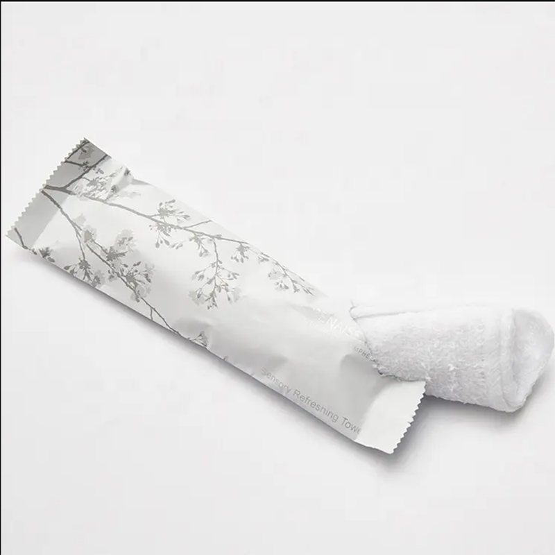 Eco-friendly Individually Wrapped Multifunctional Wet Towels - Customizable, Refreshing & Convenient