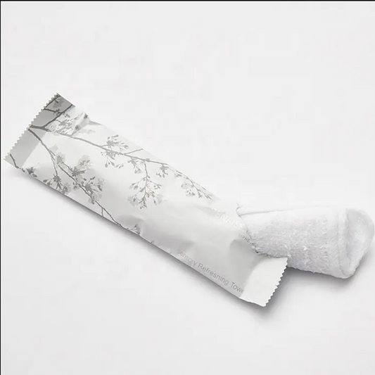 Eco-friendly Individually Wrapped Multifunctional Wet Towels - Customizable, Refreshing & Convenient